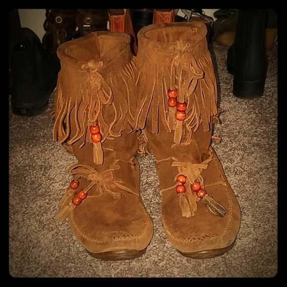 Minnetonka Shoes - Minnetonka Woodstock boot
